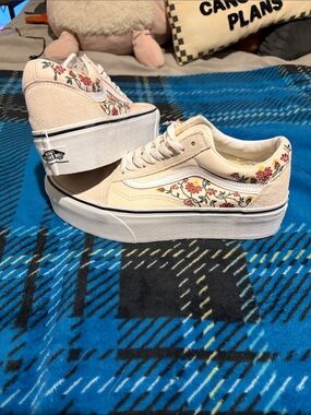 Platform Vans